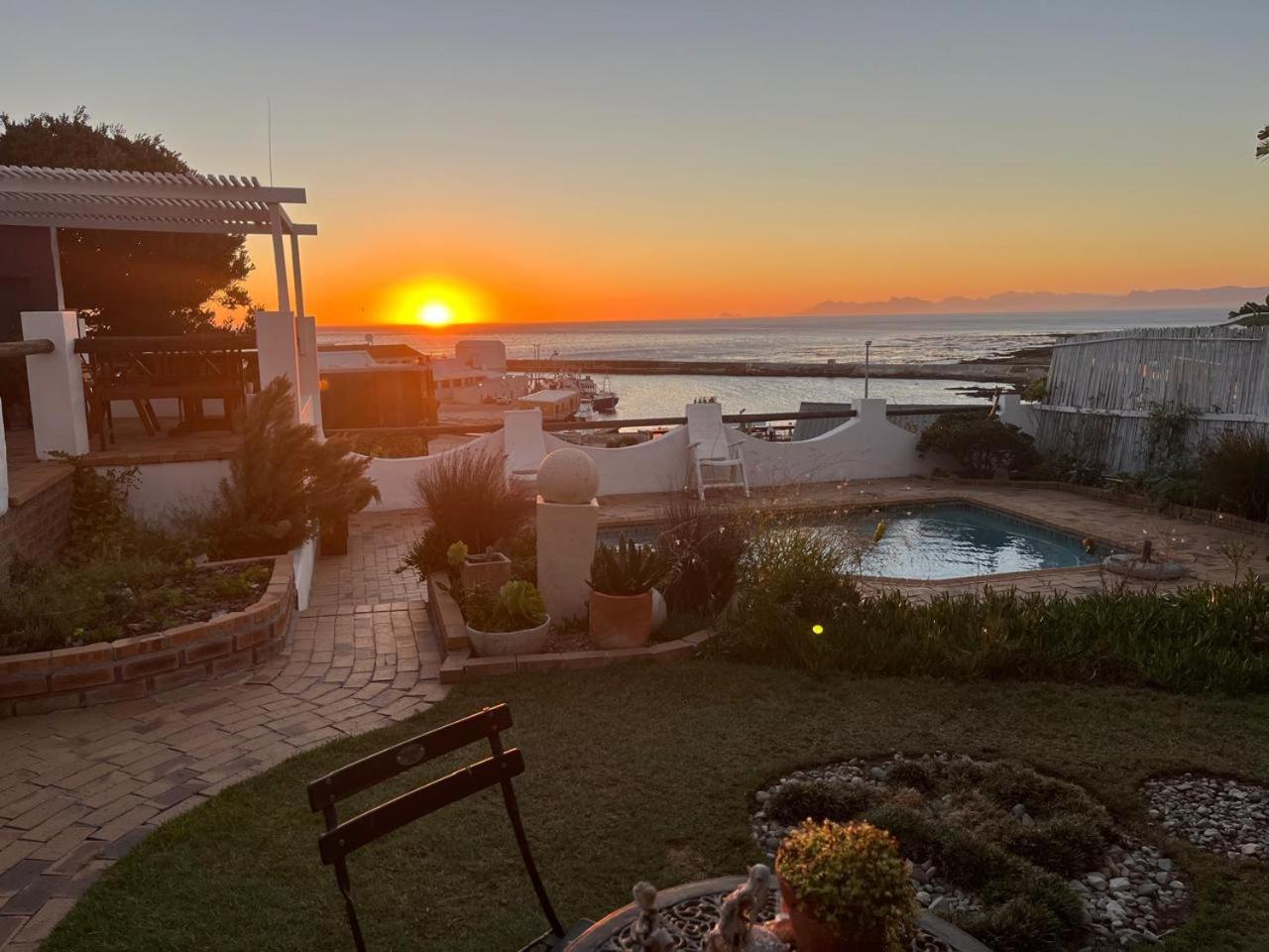 Saxon Lodge Gansbaai Kültér fotó